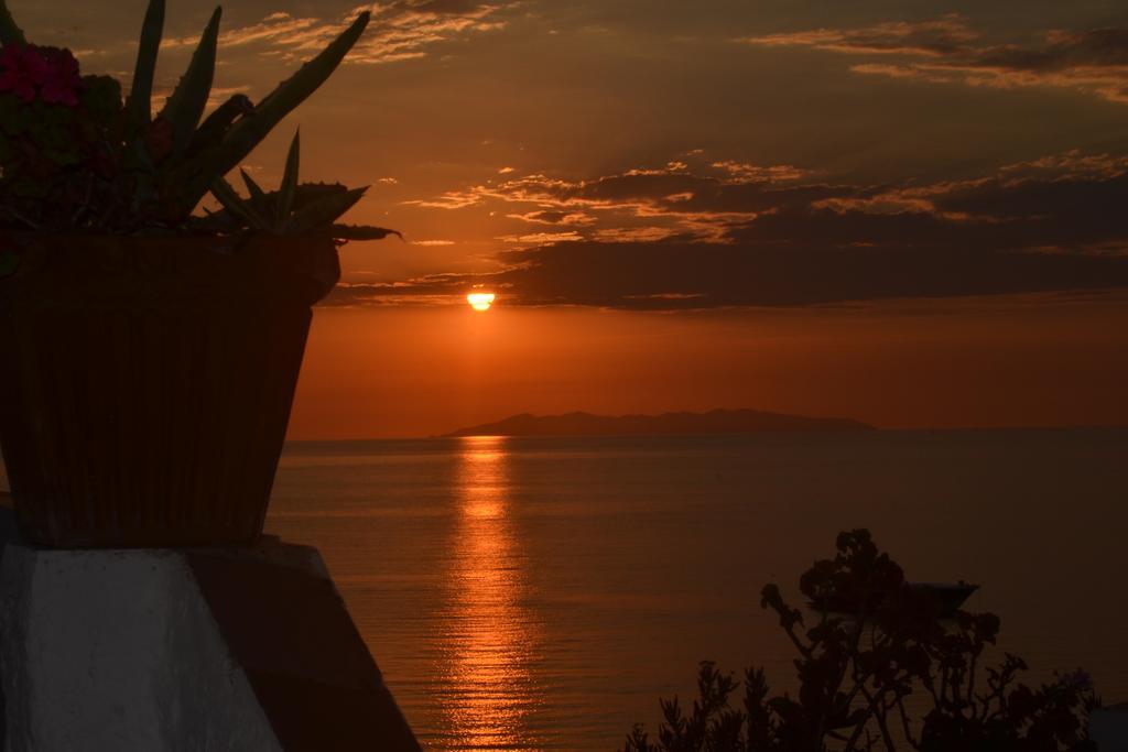 Hotel Scoglio Bianco Portoferraio Εξωτερικό φωτογραφία
